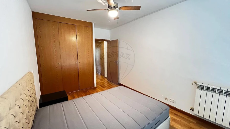 Apartamento T2 para Arrendamento em Parque das Nações Foto 11