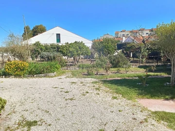 Garagem para Venda em Cartaxo e Vale da Pinta