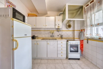 Apartamento T3 para Venda em Marvila, Ribeira Santarém, São Salvador, São Nicolau