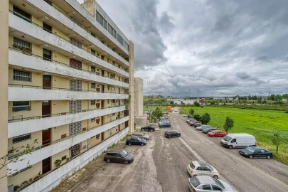 Apartamento T3 para Venda em Marvila, Ribeira Santarém, São Salvador, São Nicolau