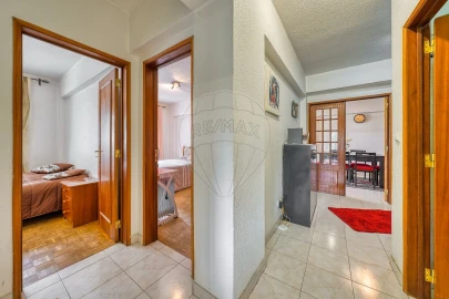 Apartamento T3 para Venda em Marvila, Ribeira Santarém, São Salvador, São Nicolau
