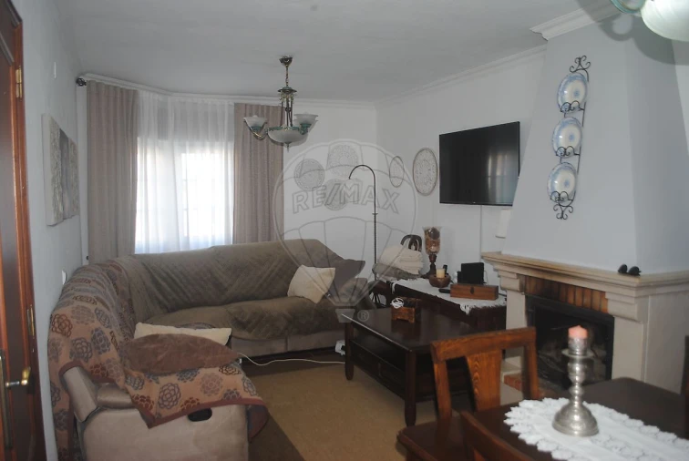 Moradia T3 para Venda em Alpiarça Foto 5