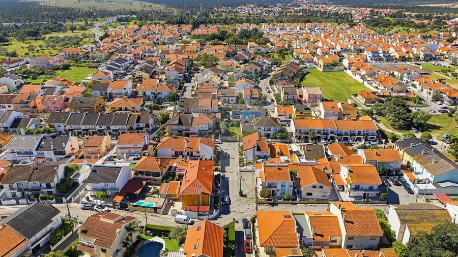 Terreno para Venda em Amora Foto 7