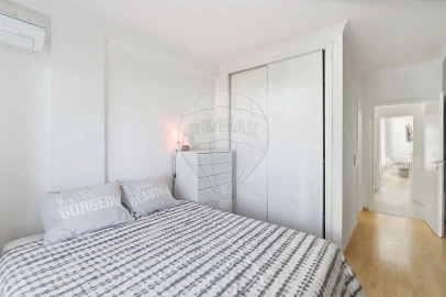 Apartamento T2 para Venda em Quarteira