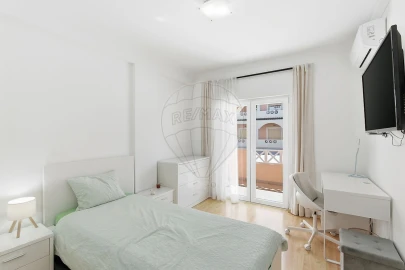 Apartamento T2 para Venda em Quarteira