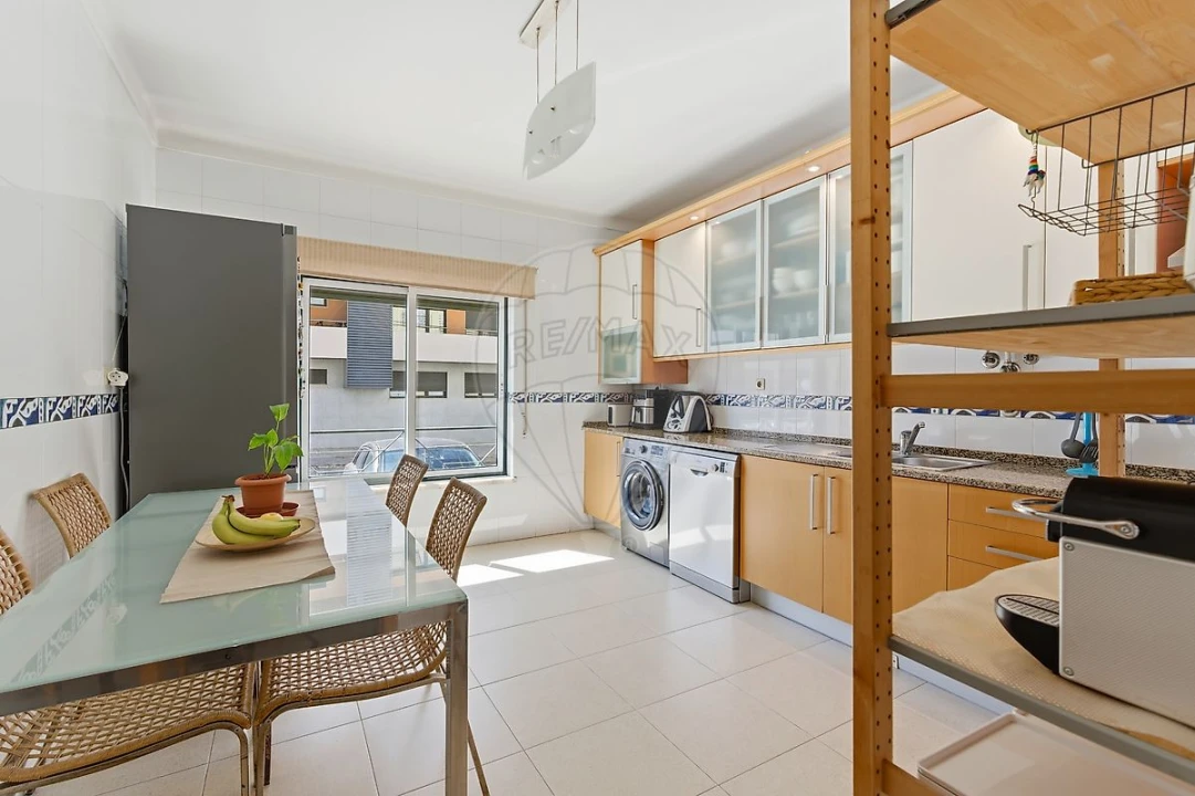 Apartamento T2 para Venda em Pinhal Novo Foto 21