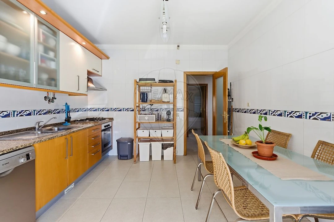 Apartamento T2 para Venda em Pinhal Novo Foto 24