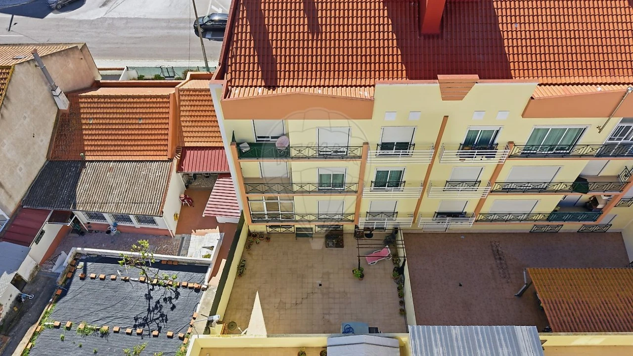 Apartamento T2 para Venda em Pinhal Novo Foto 3