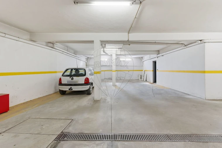 Apartamento T2 para Venda em Pinhal Novo Foto 33