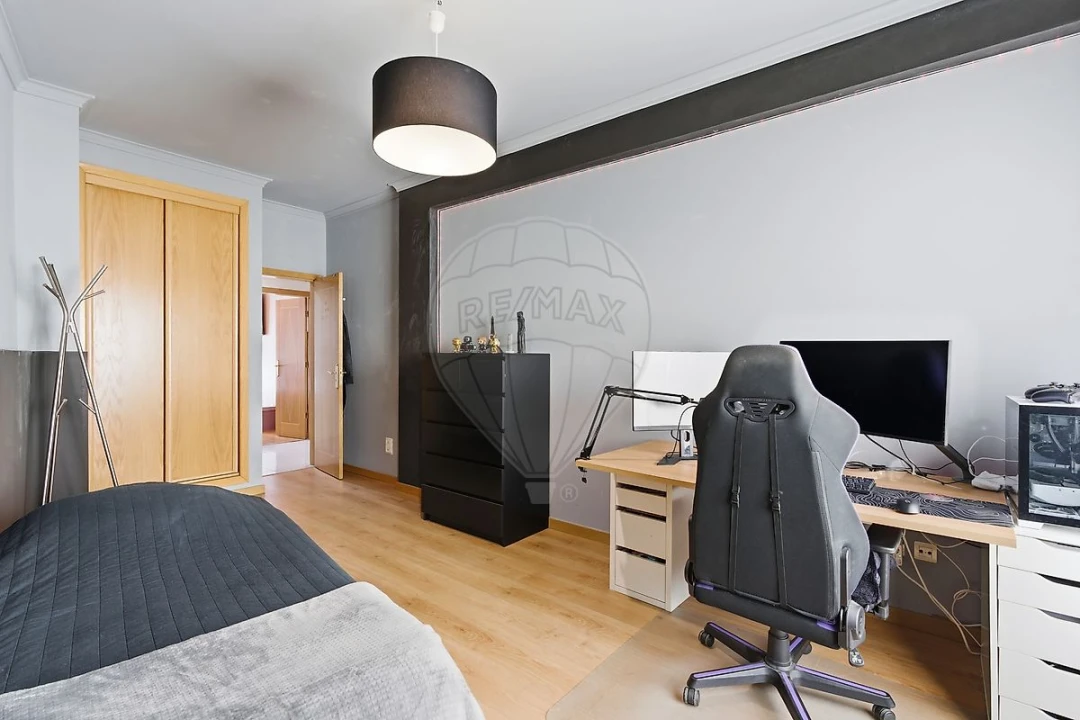 Apartamento T2 para Venda em Pinhal Novo Foto 28