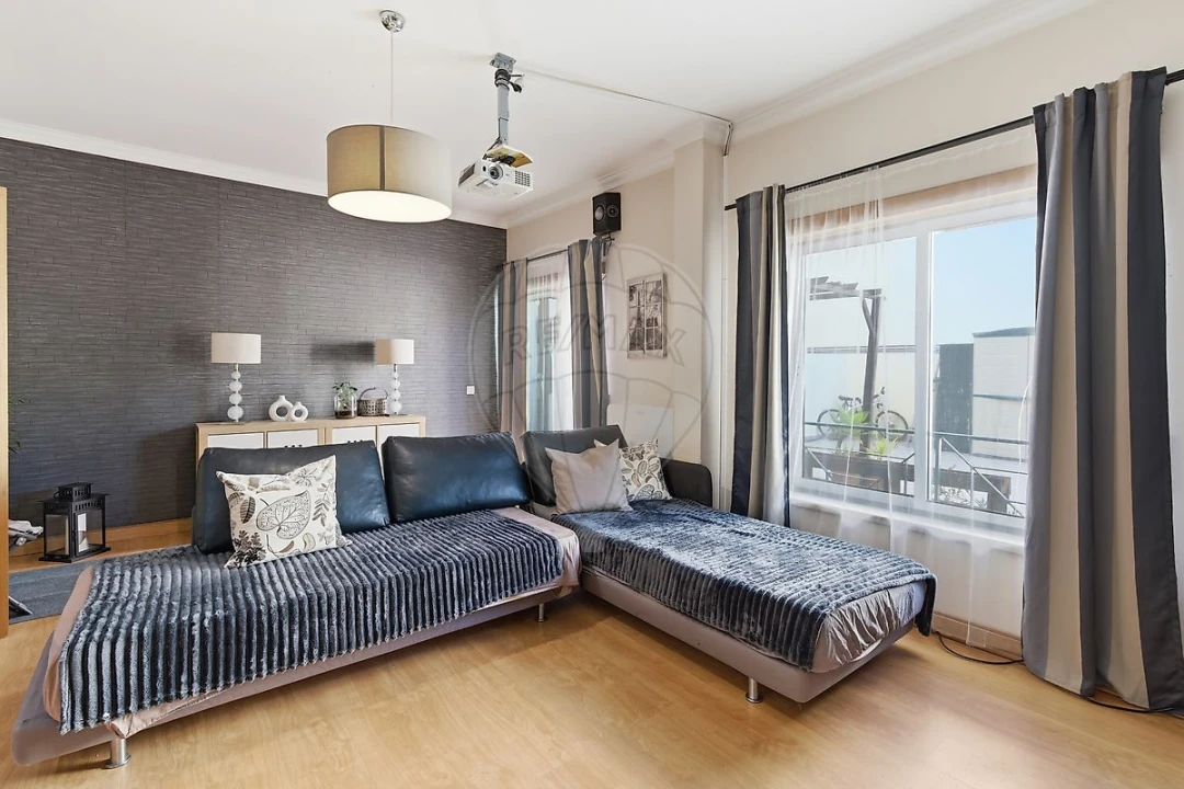 Apartamento T2 para Venda em Pinhal Novo Foto 17