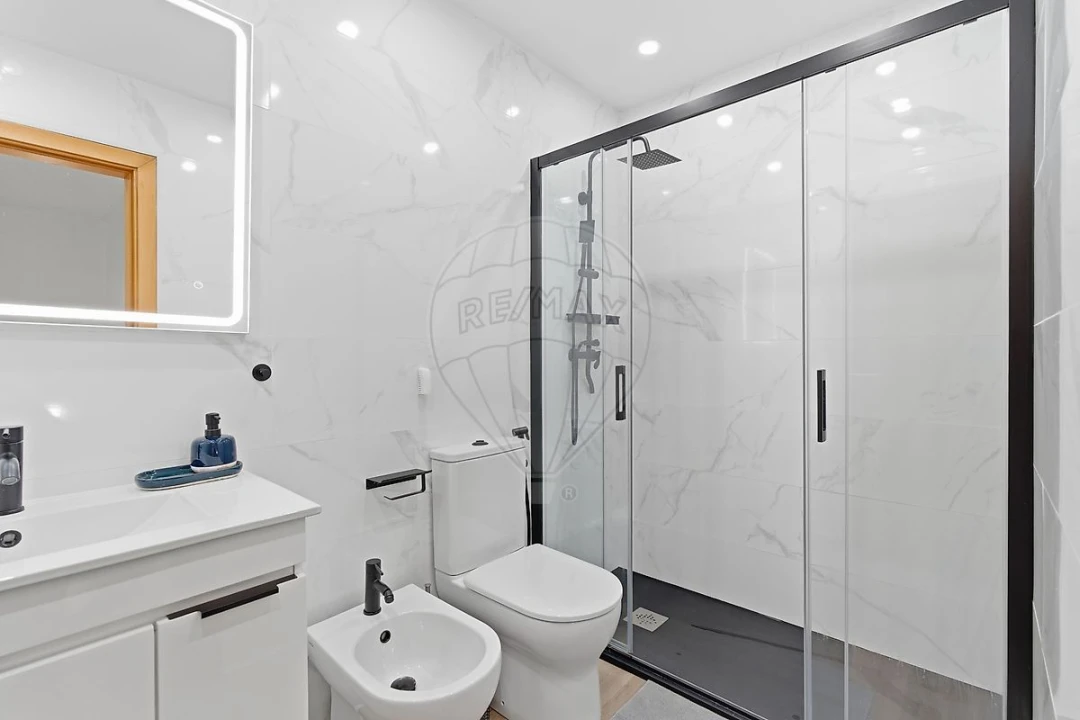 Moradia T3 para Venda em Quinta do Conde Foto 20