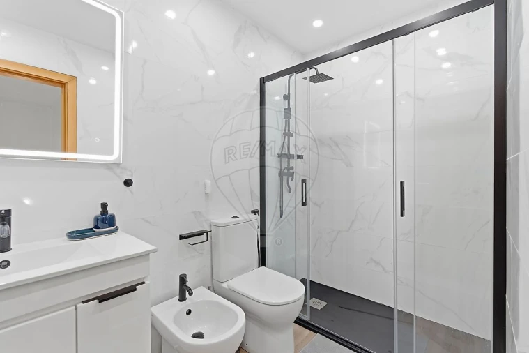 Moradia T3 para Venda em Quinta do Conde Foto 20