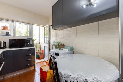 Apartamento T3 para Venda em Vilar de Andorinho
