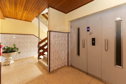 Apartamento T3 para Venda em Vilar de Andorinho