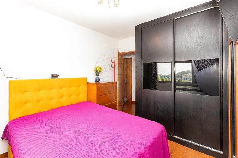 Apartamento T3 para Venda em Vilar de Andorinho Foto 24