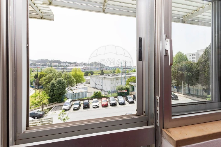 Apartamento T3 para Venda em Vilar de Andorinho Foto 25