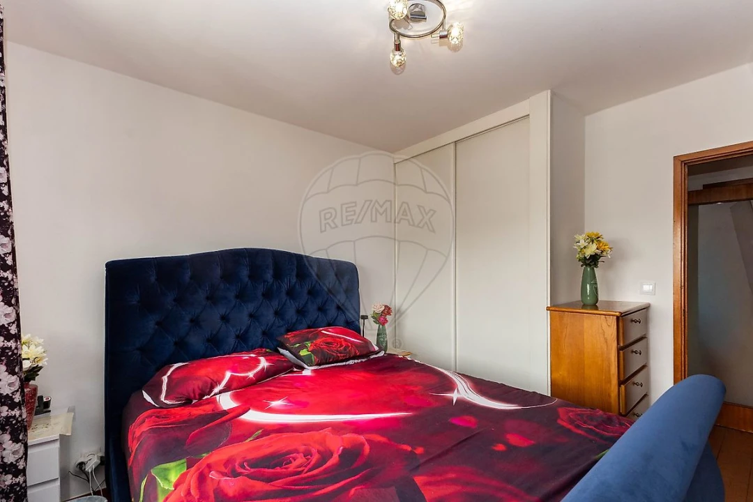 Apartamento T3 para Venda em Vilar de Andorinho Foto 19