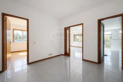 Apartamento T2 para Arrendamento em Santa Marinha e São Pedro da Afurada