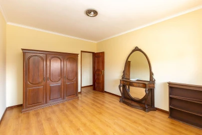 Moradia T4 para Venda em Rio Meão