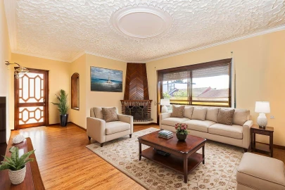 Moradia T4 para Venda em Rio Meão