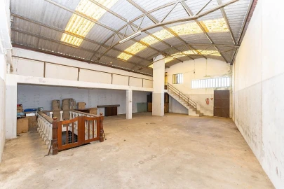 Moradia T4 para Venda em Rio Meão