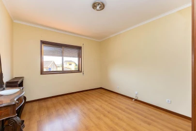 Moradia T4 para Venda em Rio Meão