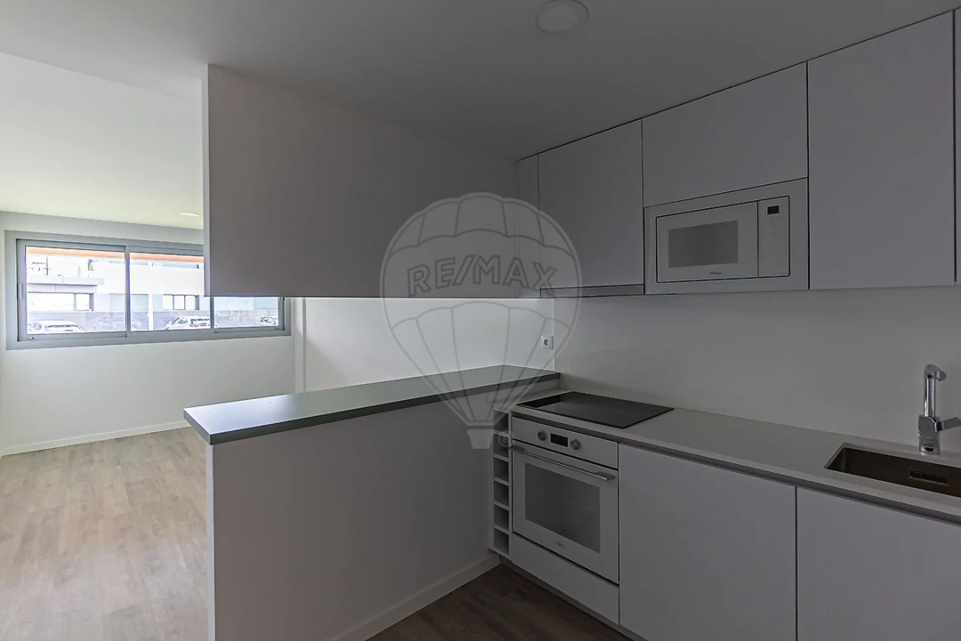 Apartamento T1 para Venda em Santa Marinha e São Pedro da Afurada Foto 6