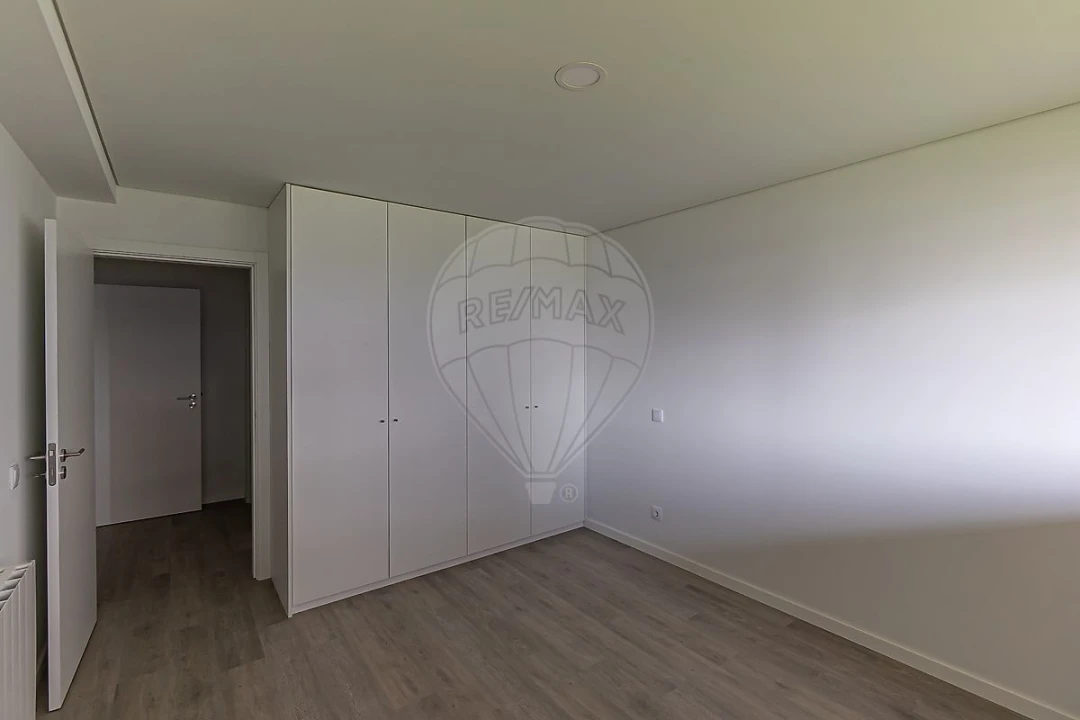 Apartamento T1 para Venda em Santa Marinha e São Pedro da Afurada Foto 10