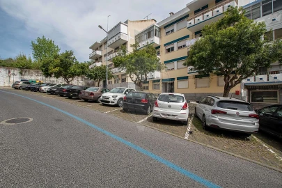 Apartamento T1 para Arrendamento em Sacavém e Prior Velho