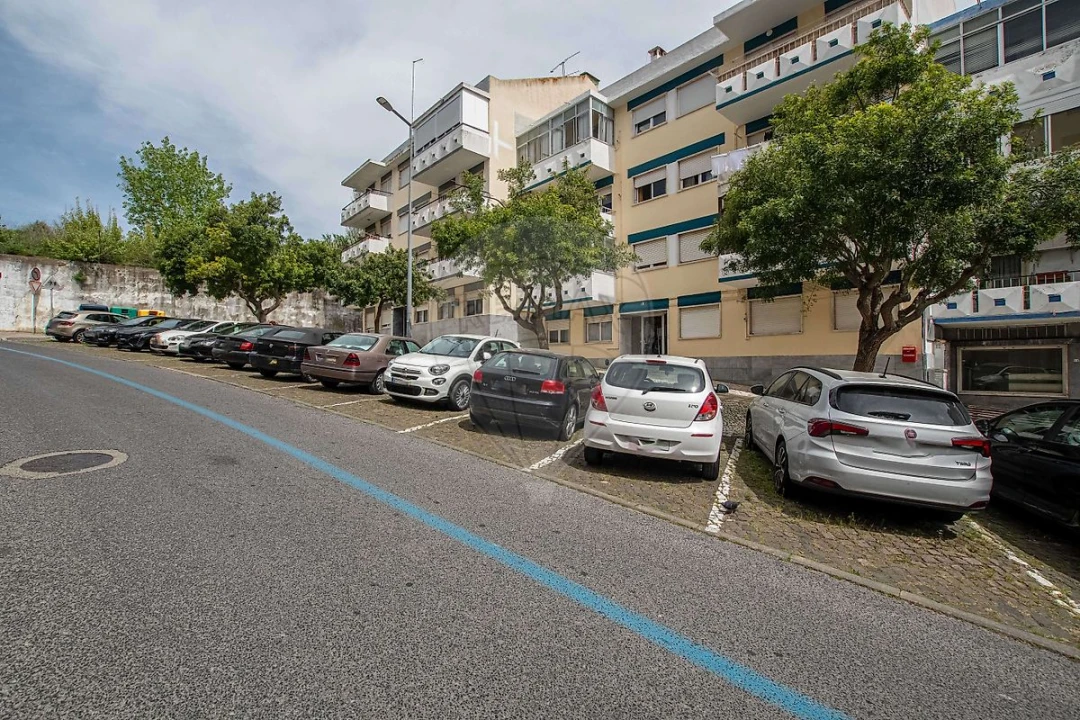 Apartamento T1 para Arrendamento em Sacavém e Prior Velho Foto 10