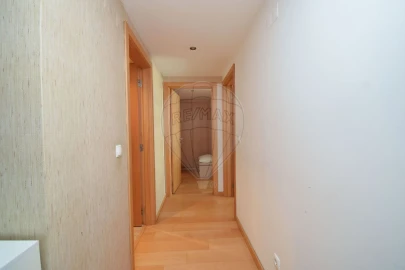 Apartamento T2 para Venda em Parque das Nações