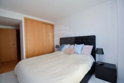 Apartamento T2 para Venda em Parque das Nações