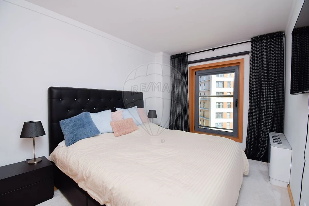 Apartamento T2 para Venda em Parque das Nações Foto 4