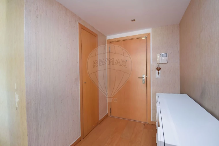Apartamento T2 para Venda em Parque das Nações Foto 18