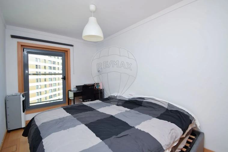Apartamento T2 para Venda em Parque das Nações Foto 7