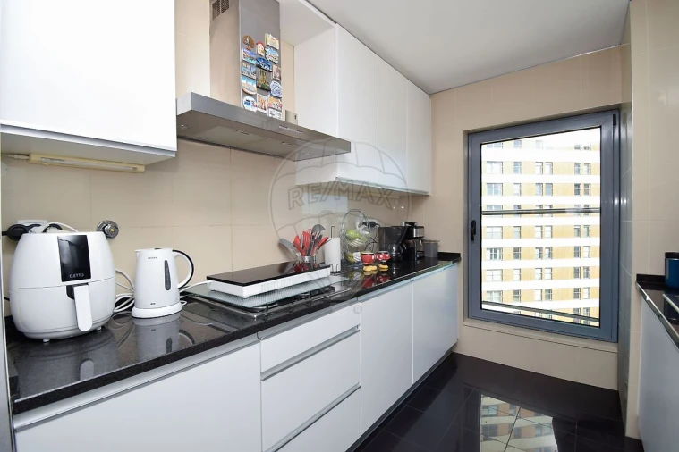Apartamento T2 para Venda em Parque das Nações Foto 8