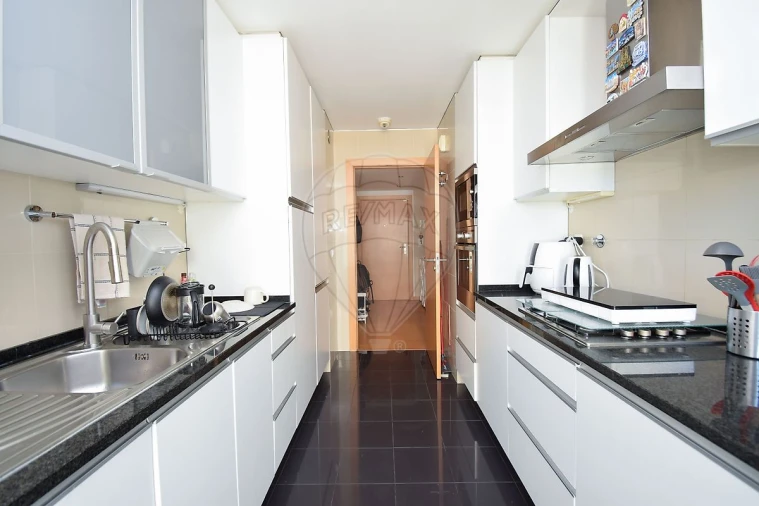 Apartamento T2 para Venda em Parque das Nações Foto 11