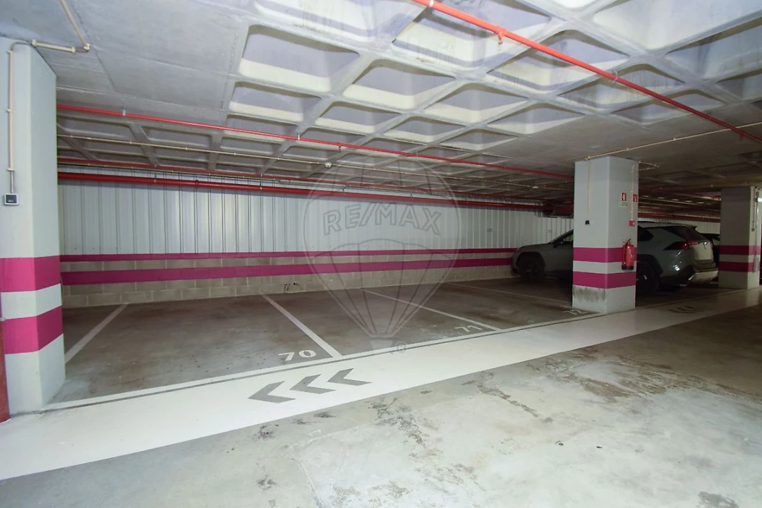 Apartamento T2 para Venda em Parque das Nações Foto 19
