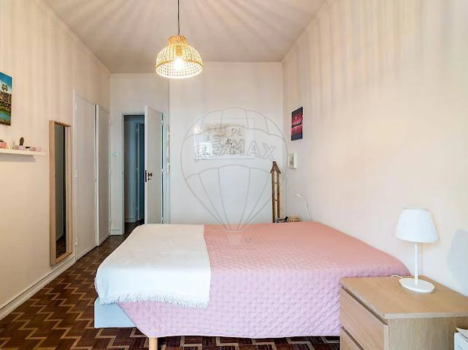 Apartamento T3 para Venda em Venteira Foto 6