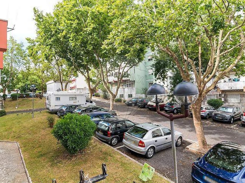 Apartamento T3 para Venda em Venteira Foto 9