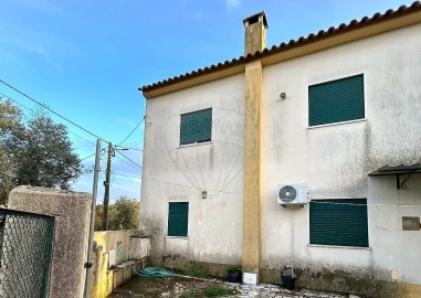 Moradia T3 para Venda em Abrantes (São Vicente e São João) e Alferrarede