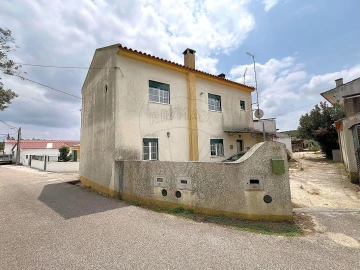 Moradia T3 para Venda em Abrantes (São Vicente e São João) e Alferrarede