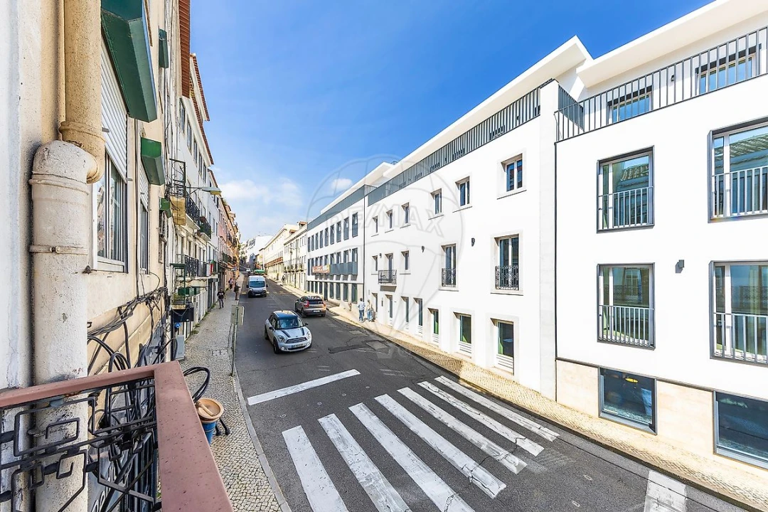 Apartamento T2 para Venda em Campo de Ourique Foto 17