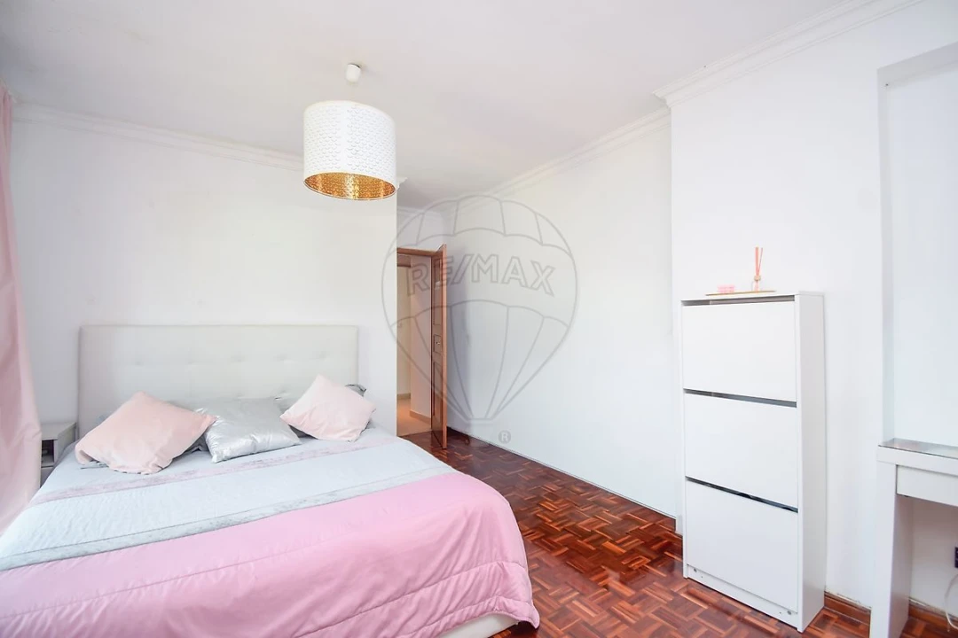 Apartamento T3 para Venda em Cacém e São Marcos Foto 4