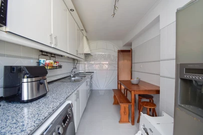 Apartamento T3 para Venda em Cacém e São Marcos