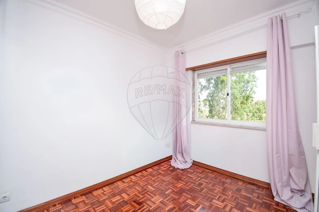 Apartamento T3 para Venda em Cacém e São Marcos Foto 5