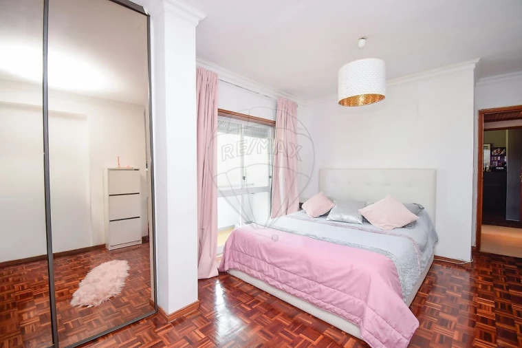 Apartamento T3 para Venda em Cacém e São Marcos Foto 2