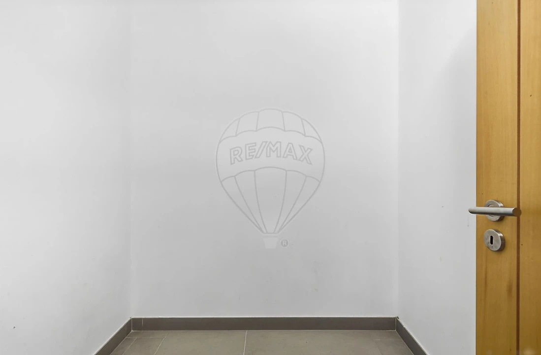 Apartamento T3 para Venda em Azueira e Sobral da Abelheira Foto 25