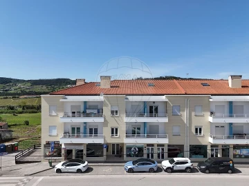 Apartamento T3 para Venda em Azueira e Sobral da Abelheira